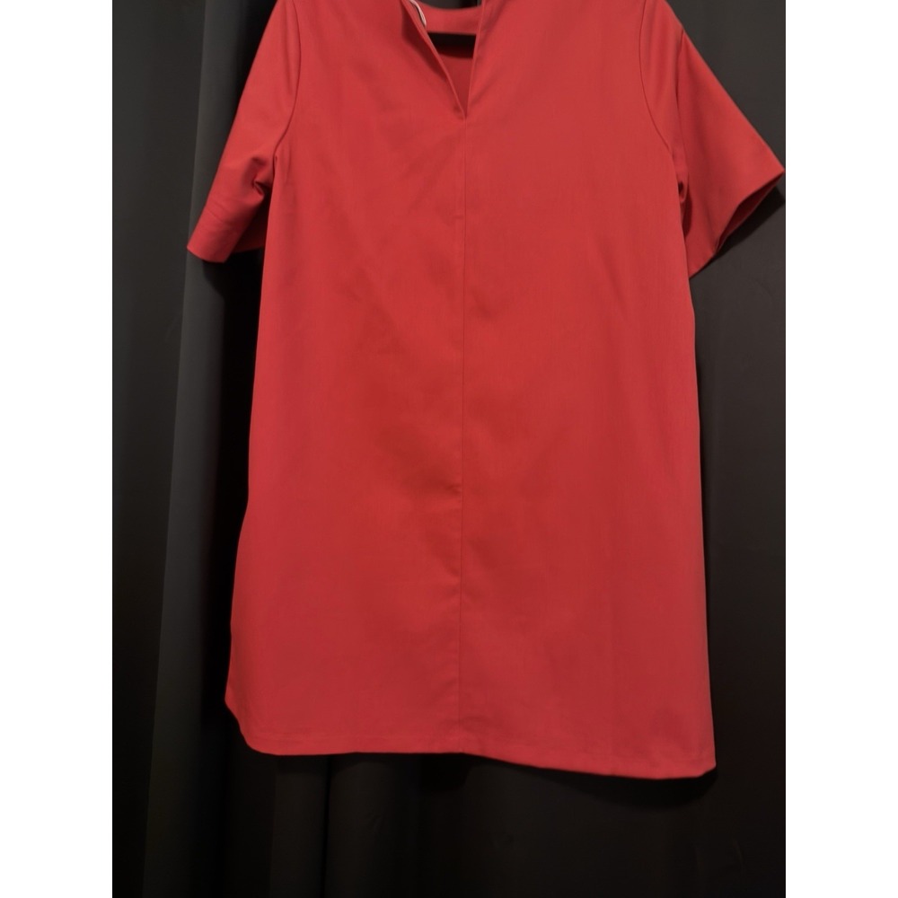 H&M Women's Red Dress Size M Gold Button Shoulder Detail Elegant‎ Classic - Picture 8 of 9
